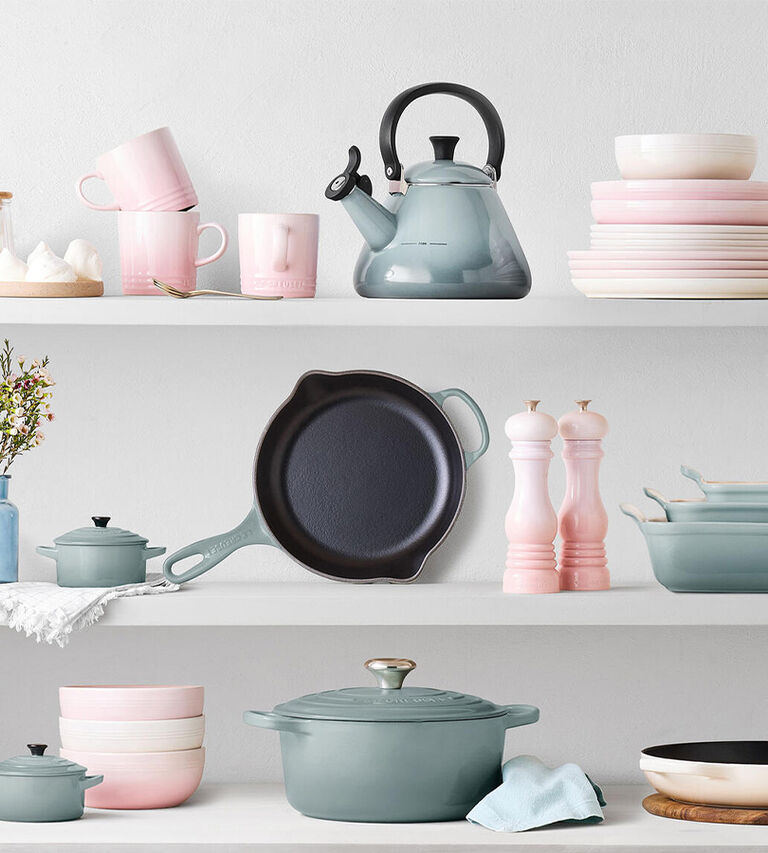 K&ouml;p Le Creuset p&aring; erbjudande hos Illums Bolighus