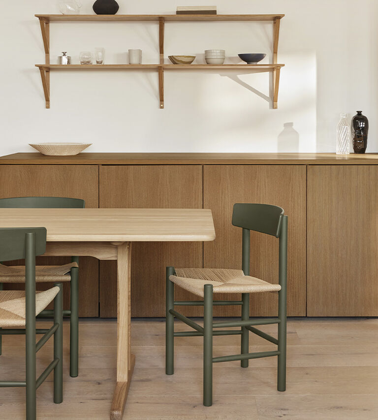 K&ouml;p matstolar hos Illums Bolighus