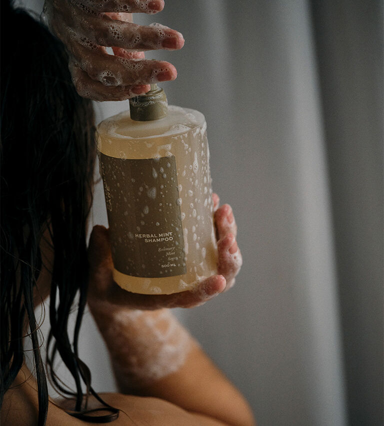 K&ouml;p h&aring;rv&aring;rd hos Illums Bolighus