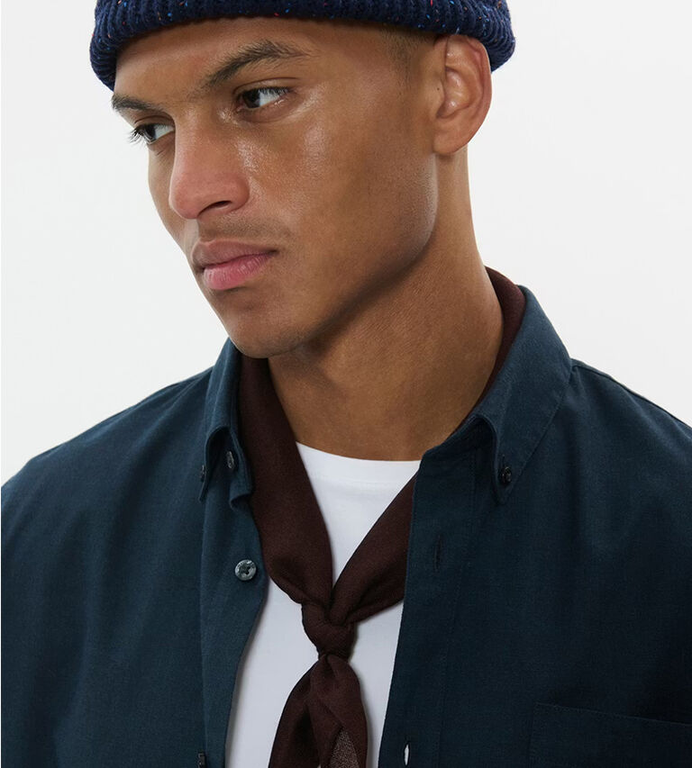 Se v&aring;rat urval av scarfar till herr hos Illums Bolighus