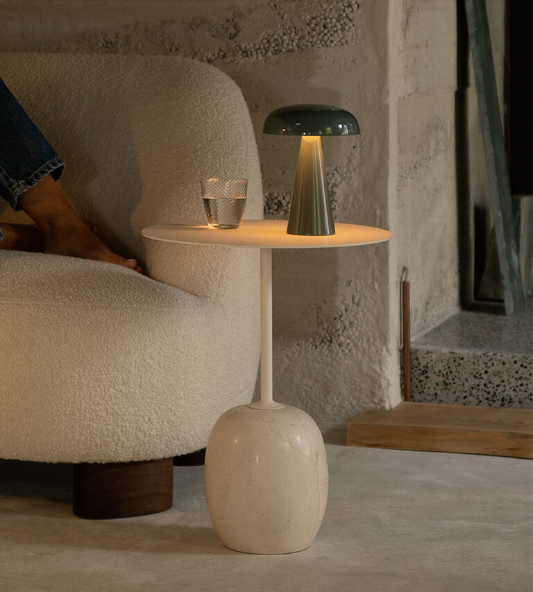 K&ouml;p Lato Table fr&aring;n &Tradition p&aring; erbjudande hos Illums Bolighus