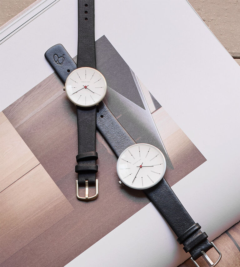 Se v&aring;rat urval av klockor till herr hos Illums Bolighus