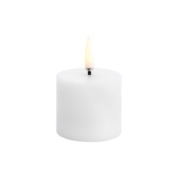 LED Pillar Candle 4,5 cm, nordic white, Uyuni Lighting