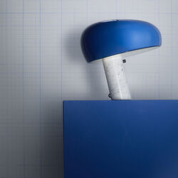 Snoopy bordslampa, blu navy, Flos