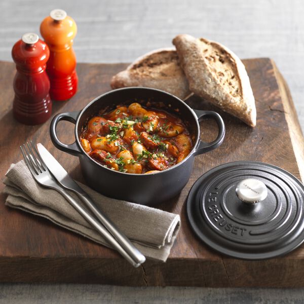 Signature gjutj&auml;rn rund gryta &Oslash; 20 cm, matte black, Le Creuset