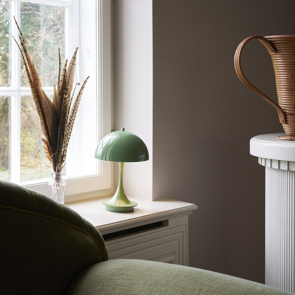 Panthella 160 Portable Bordslampa, green, Louis Poulsen