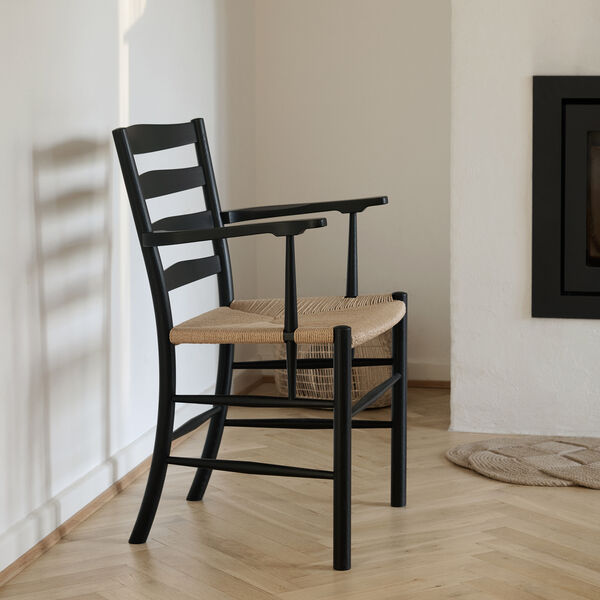 Klint Armchair, svart lacquered oak, Fredericia Furniture