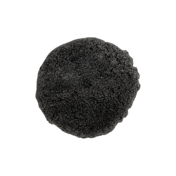 Nyzeel&auml;ndsk korth&aring;rig & kryllig f&aring;rskinnskudde, graphite, NATURES Collection