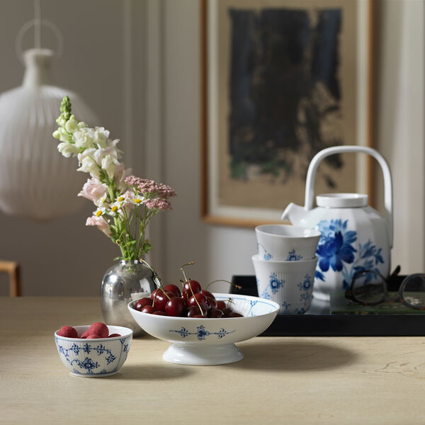 Blue Fluted Plain sk&aring;l p&aring; fot 42 cl, Royal Copenhagen