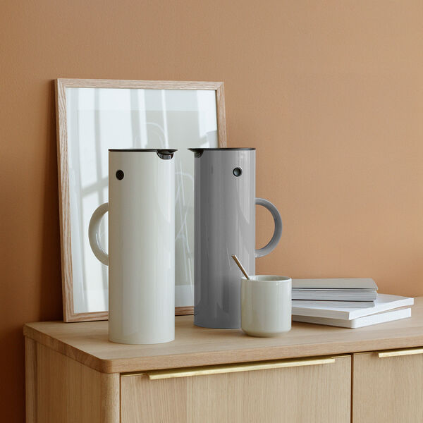 EM77 termoskanna, sand, Stelton