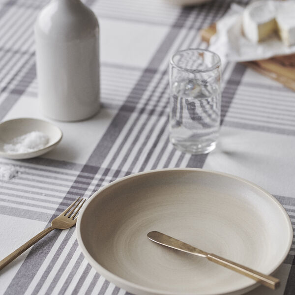 Duk, large checks Duk, large checks, By Mogensen