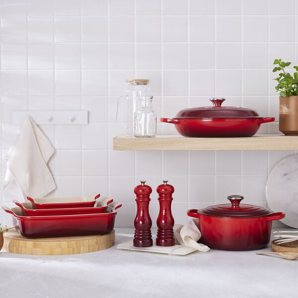 Signature gjutj&auml;rn rund gryta &Oslash; 26 cm, cerise, Le Creuset