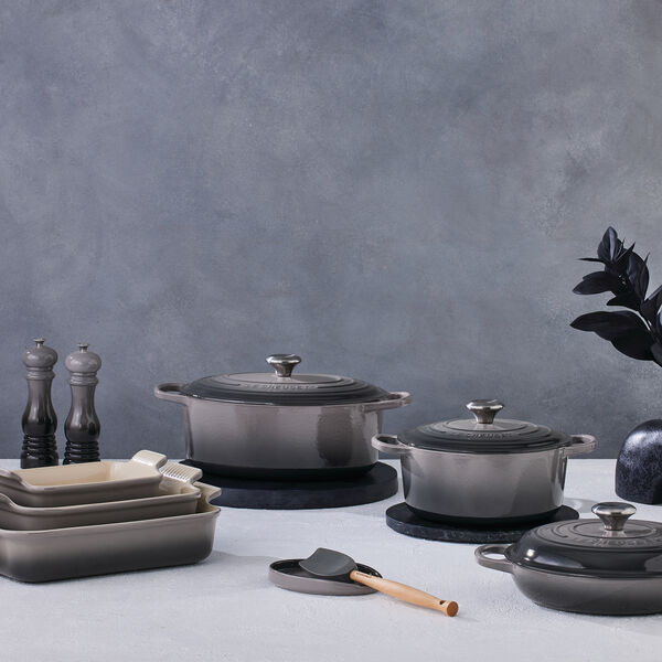 Oval grytskedh&aring;llare, flint, Le Creuset