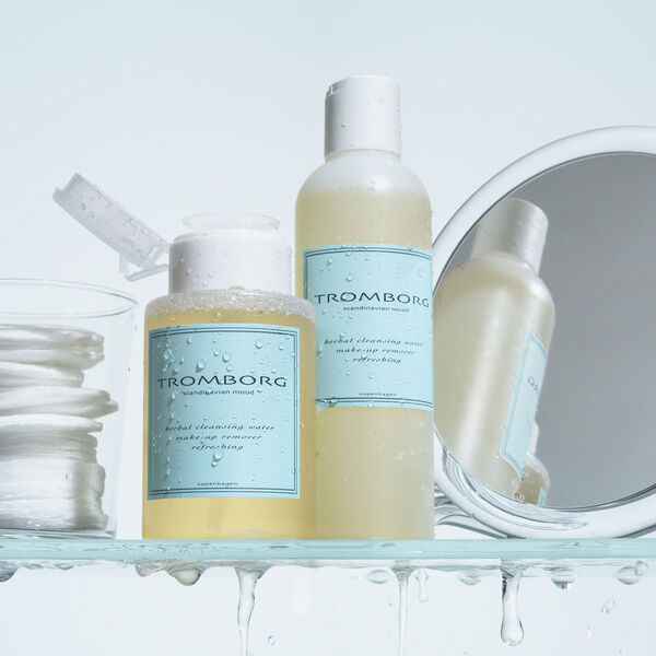 Herbal Cleansing Water Make-Up Remover Refreshing, Tromborg