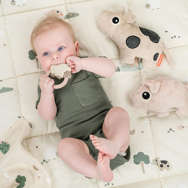 Dotti Cuddle Cute, sand, Done by Deer