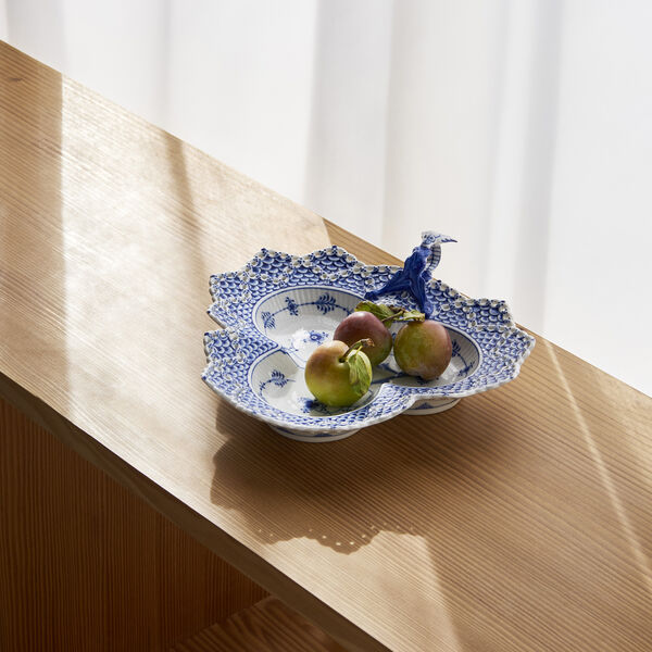 Blue Fluted Full Lace Assiette 25 cm Blue Fluted Full Lace Assiette 25 cm, Royal Copenhagen