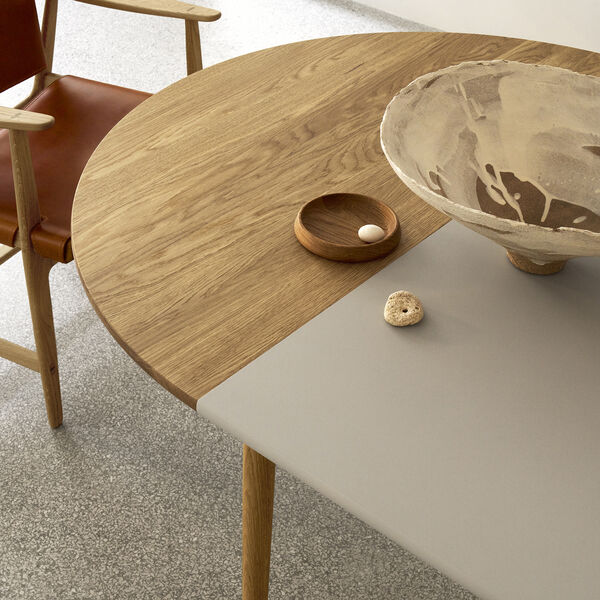 BM0121I Il&auml;ggsskiva, gr&aring;, Carl Hansen & S&oslash;n