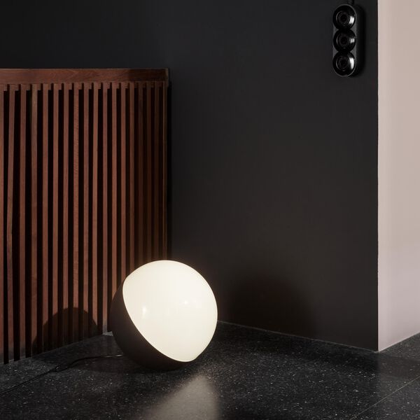 VL Studio bords-/golvlampa, svart, Louis Poulsen