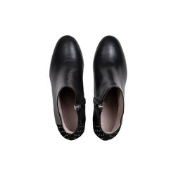 Mathilde Studs, black, Roccamore