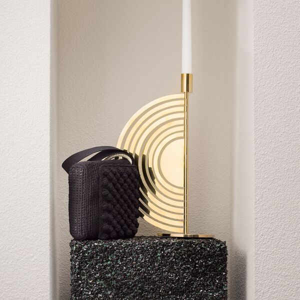 Cirkus ljusstake mellan, Klong