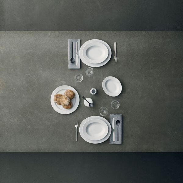 Legio Nova assiett, Eva Trio