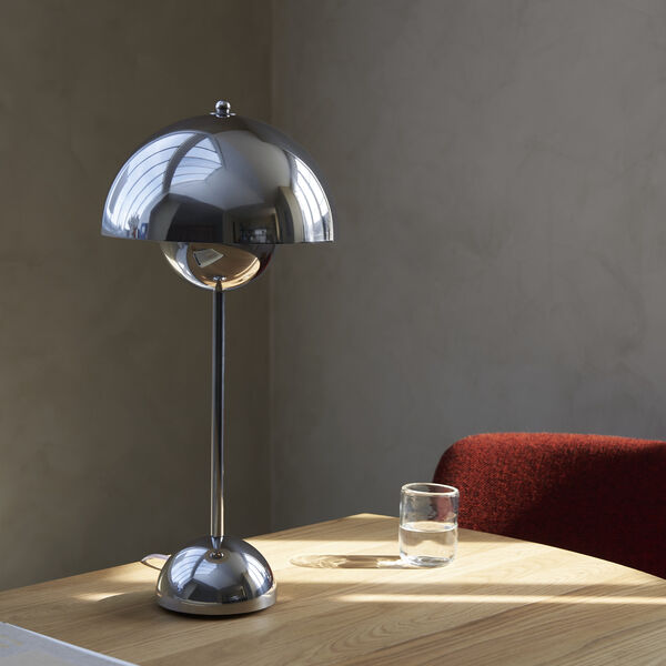 Flowerpot VP3 Table Lamp, chrome-plated, &Tradition