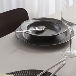 Legio Nova Middagstallrik 25 cm, black, Eva Trio