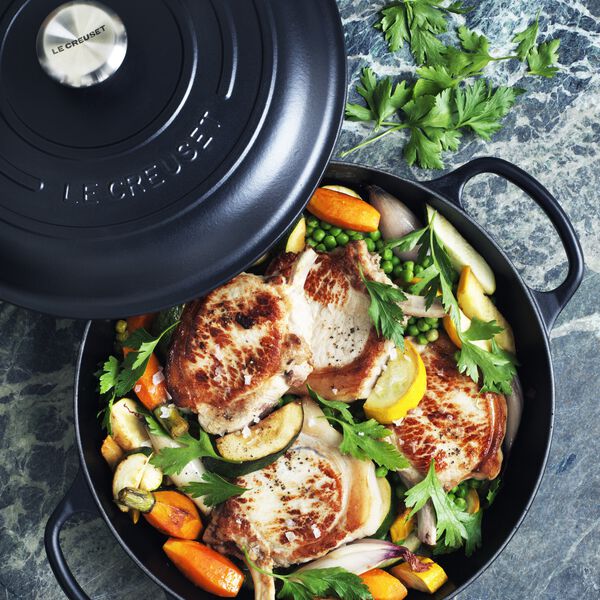 Signature gjutj&auml;rn buff&eacute;tgryta 30 cm, matte black, Le Creuset
