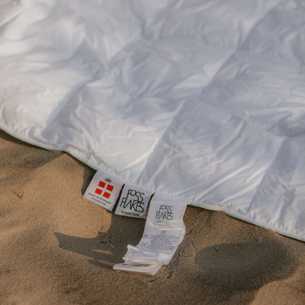 Summer Duvet, Fossflakes