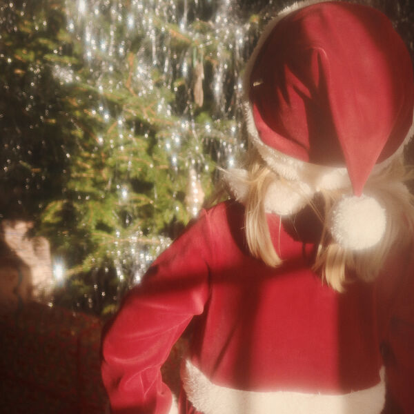 Christmas Hat, red dahlia, Konges Sløjd