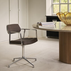 Vipp453 Swivel Chair with Gliders, Havanna/aluminium, Vipp