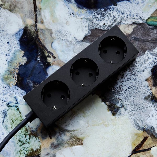 Power Bar 5 meters, charcoal Power Bar 5 meters, charcoal, Pedestal