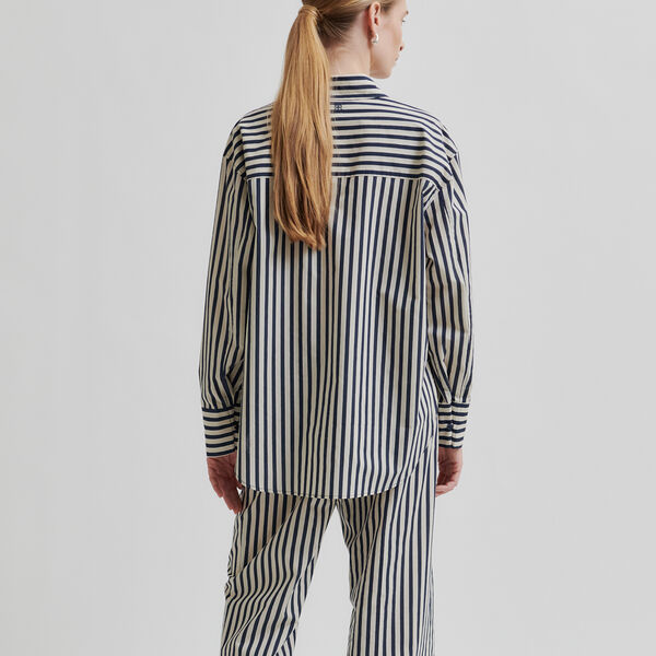 Aila Shirt, trench coat, Second Female