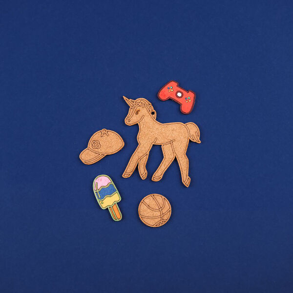 Enh&ouml;rning tr&auml;leksak | Mint, Crateit