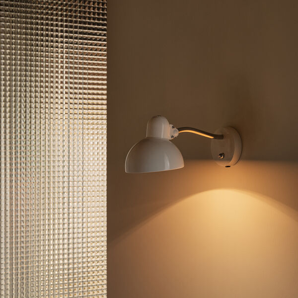 KAISER idell&trade; 6567-W Wall Lamp, glossy white, Fritz Hansen