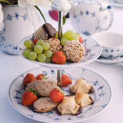 Blue Fluted Plain etagere 2 v&aring;ningar, Royal Copenhagen