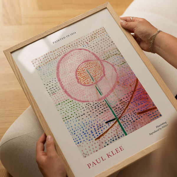 Flourishing, Peléton