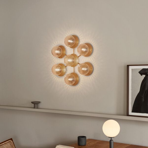 Liila 7 Star Wall Lamp, nordic gold/optic clear Liila 7 Star Wall Lamp, nordic gold/optic clear, Nuura