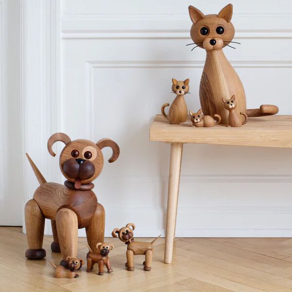 The Gigant Happy Dog tr&auml;figur, Spring Copenhagen