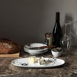 Black Fluted Mega fat 37cm, Royal Copenhagen