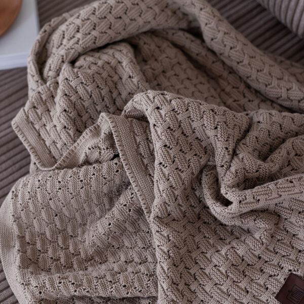 Stickad Pläd Square, khaki, By LOHN