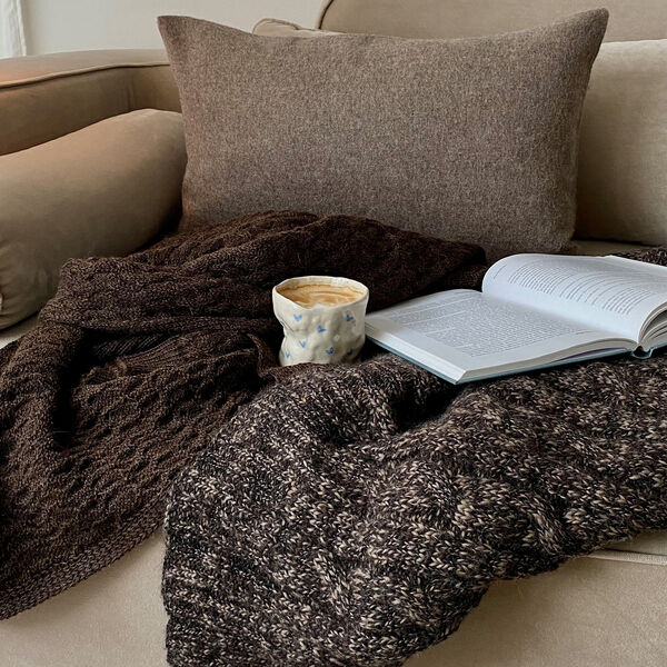 Cable pl&auml;d, brown/black, ELVANG