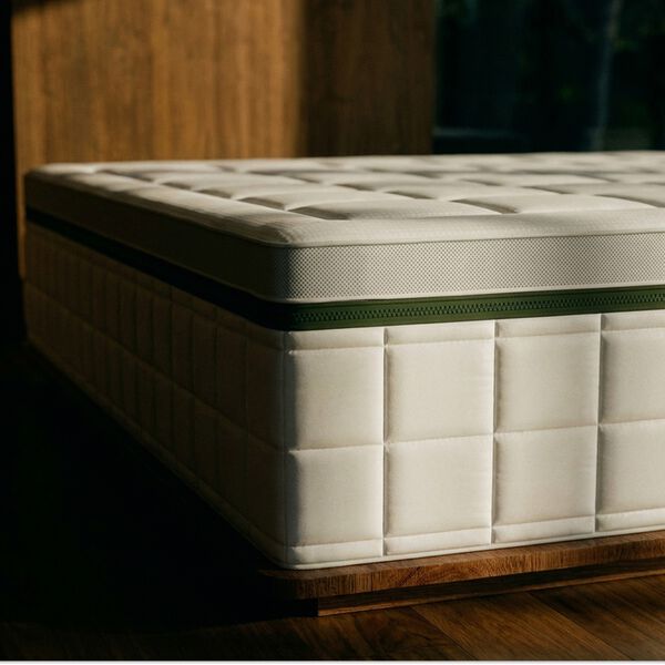 MUUN MK1 ESSENTIAL KOMPLETT SET &ndash; MADRASS, B&Auml;DDMADRASS OCH L&Aring;G TR&Auml;RAM, MUUN