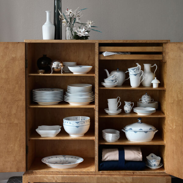 Blue Fluted Half Lace fat 36,5 cm, Royal Copenhagen