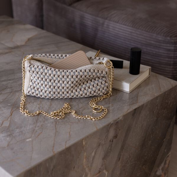 Stickad Clutch Kedja Multi, beige-blue-brown, By LOHN