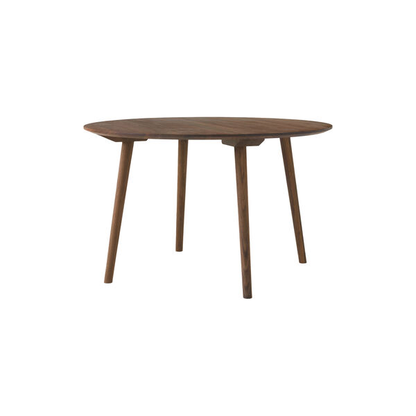 In Between SK4 matbord, walnut, &Tradition