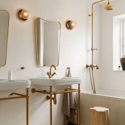 Liila 1 Medium Wall Lamp, dark bronze/optic clear, Nuura