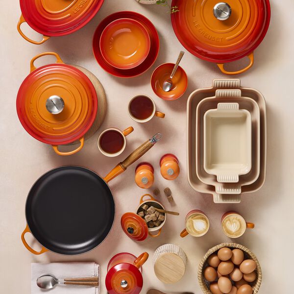 Signature gjutj&auml;rn stekpanna med tr&auml;handtag &Oslash; 28 cm, volcanic, Le Creuset