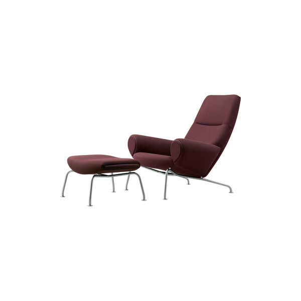 Wegner Queen Chair | Indian Red | F&aring;t&ouml;lj + Qttoman, Fredericia Furniture