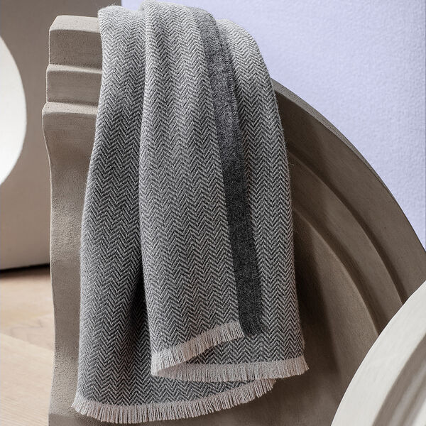 Herringbone pl&auml;d, light grey/dark grey, ELVANG